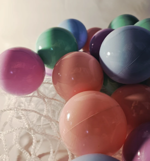 Set 500 bile colorate - diametru 8 cm – bile 8 cm mov verde menta albastru deschis roz pal2 bile 8 cm mov-verde-menta-albastru-deschis-roz-pal2